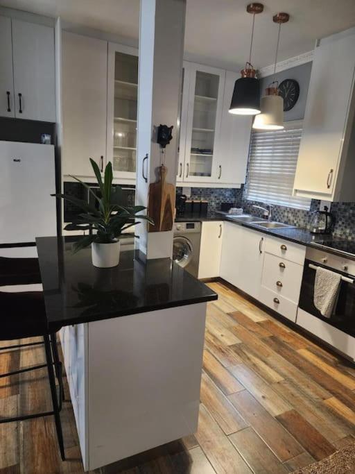 Cape Town, Sea Point, Beautiful 2 Bedroom Apartment @Tucked Away Exteriör bild